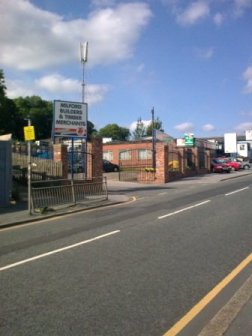 Cardigan Road junction with Burley Road